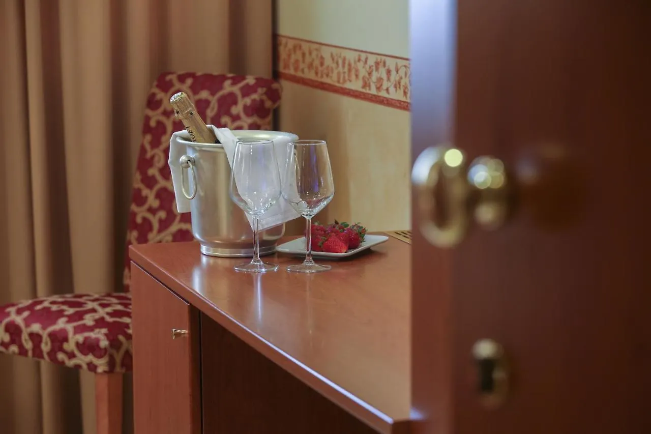 Felix Hotel Montecchio Maggiore 3*,  Italy