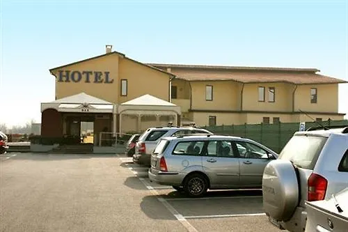 Felix Hotel Montecchio Maggiore 3*,